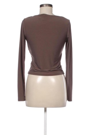 Дамска блуза Stradivarius, Размер M, Цвят Кафяв, Цена 9,78 €