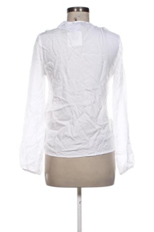 Дамска блуза Top Secret, Размер XS, Цвят Бял, Цена 15,84 €
