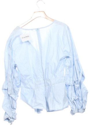 Дамска блуза Unbranded, Размер M, Цвят Син, Цена 10,00 €