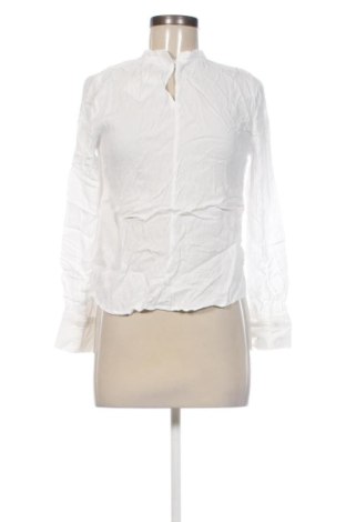 Дамска блуза Unbranded, Размер S, Цвят Бял, Цена 5,62 €