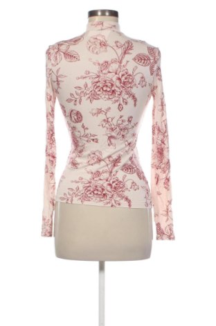 Дамска блуза Unbranded, Размер S, Цвят Многоцветен, Цена 10,22 €