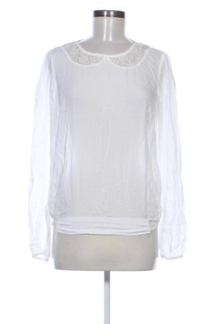 Γυναικεία μπλούζα VILA, Μέγεθος S, Χρώμα Λευκό, Τιμή 10,26 €