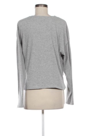 Дамска блуза Yfl Reserved, Размер L, Цвят Сив, Цена 8,21 €