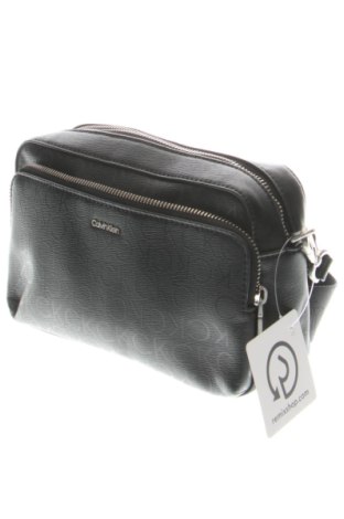Dámska kabelka  Calvin Klein, Farba Čierna, Cena  132,95 €