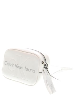 Дамска чанта Calvin Klein Jeans, Цвят Бял, Цена 57,77 €