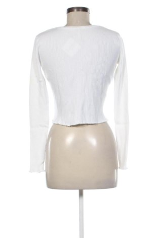Damen Strickjacke Cropp, Größe M, Farbe Weiß, Preis 21,00 €