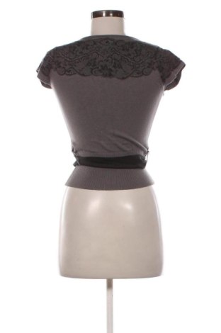 Дамска жилетка Stradivarius, Размер S, Цвят Сив, Цена 14,77 €