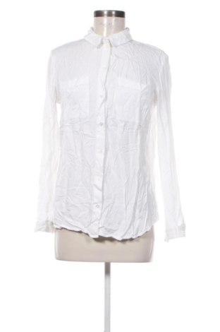 Дамска риза Mohito, Размер M, Цвят Бял, Цена 12,85 €