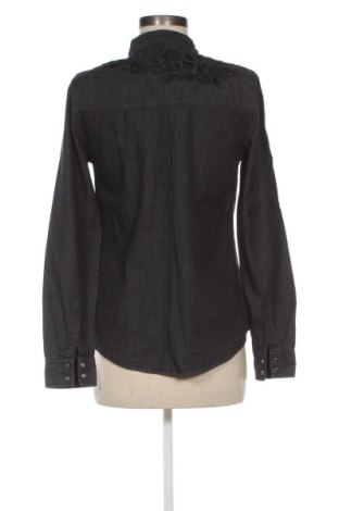 Дамска риза Sinsay, Размер M, Цвят Черен, Цена 12,85 €