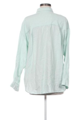 Дамска риза Stradivarius, Размер XL, Цвят Зелен, Цена 13,00 €