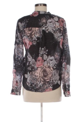 Γυναικείο πουκάμισο VILA, Μέγεθος M, Χρώμα Πολύχρωμο, Τιμή 8,99 €