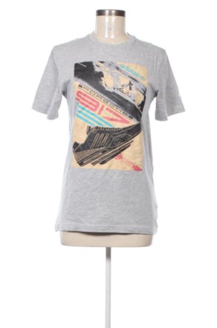 Dámské tričko Adidas, Velikost S, Barva Šedá, Cena  389,00 Kč