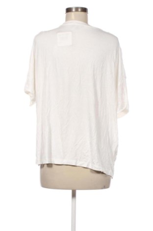 Γυναικείο t-shirt C&A, Μέγεθος XL, Χρώμα Λευκό, Τιμή 9,99 €