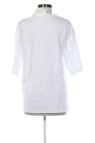 Tricou de femei Calvin Klein Jeans, Mărime M, Culoare Alb, Preț 151,99 Lei