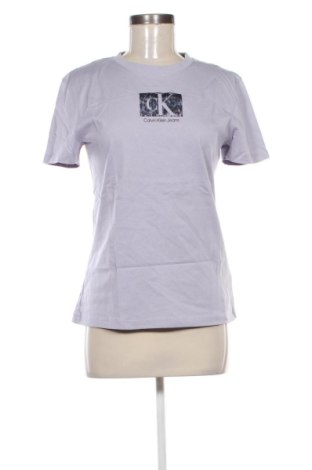 Damen T-Shirt Calvin Klein Jeans, Größe M, Farbe Lila, Preis 39,99 €
