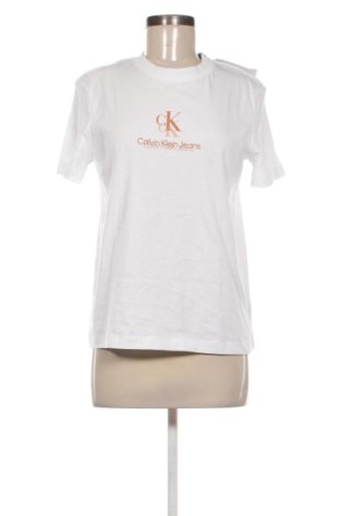 Damen T-Shirt Calvin Klein Jeans, Größe M, Farbe Weiß, Preis 33,99 €