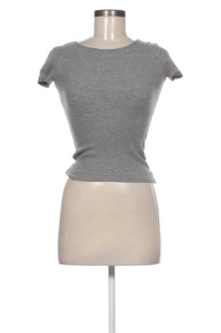 Дамска тениска H&M, Размер XS, Цвят Сив, Цена 8,69 €