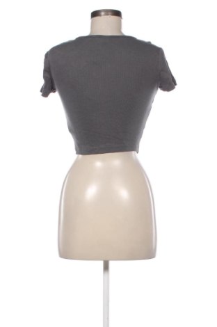 Дамска тениска H&M Divided, Размер S, Цвят Сив, Цена 6,64 €