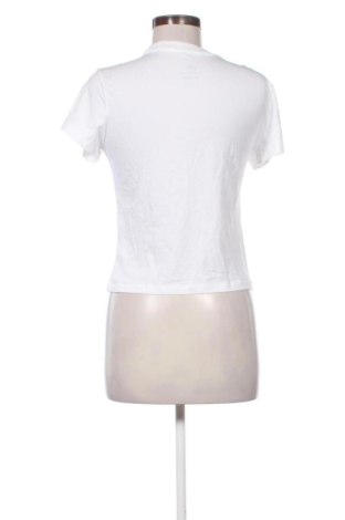 Dámské tričko Nike, Velikost M, Barva Krémová, Cena  939,00 Kč