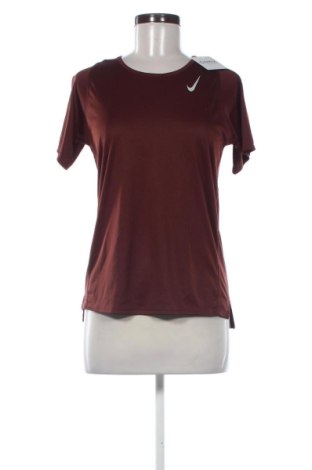 Дамска тениска Nike, Размер S, Цвят Кафяв, Цена 14,31 €