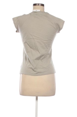 Дамска тениска Pull&Bear, Размер L, Цвят Зелен, Цена 8,63 €