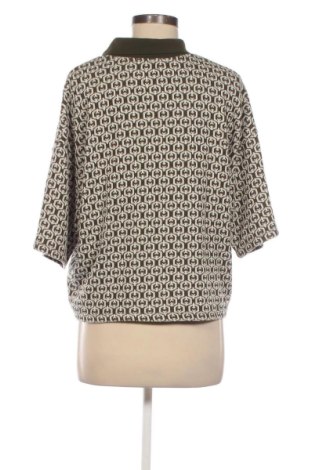 Γυναικείο t-shirt Reserved, Μέγεθος XL, Χρώμα Πολύχρωμο, Τιμή 9,70 €