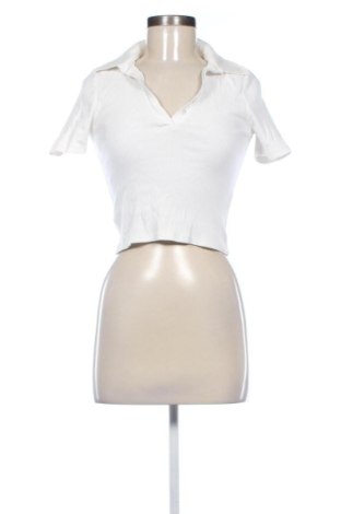 Γυναικείο t-shirt Stradivarius, Μέγεθος M, Χρώμα Λευκό, Τιμή 9,70 €