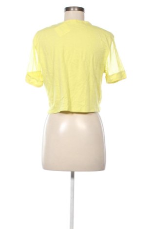 Γυναικείο t-shirt Terranova, Μέγεθος M, Χρώμα Κίτρινο, Τιμή 8,99 €