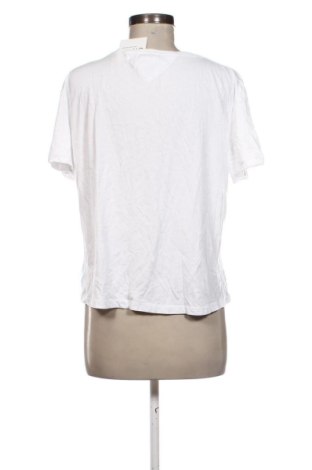 Γυναικείο t-shirt Tommy Jeans, Μέγεθος XXL, Χρώμα Λευκό, Τιμή 26,99 €