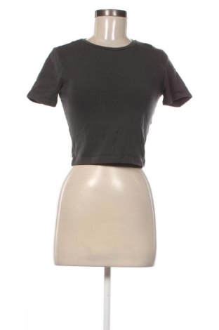 Дамска тениска Zara, Размер M, Цвят Сив, Цена 6,13 €