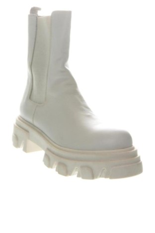 Дамски боти Inuovo, Размер 38, Цвят Бял, Цена 71,55 €