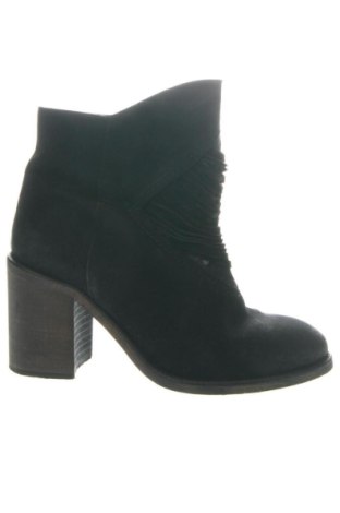 Női bokacsizma MTNG, Méret 39, Szín Fekete, Ár 29 752 Ft