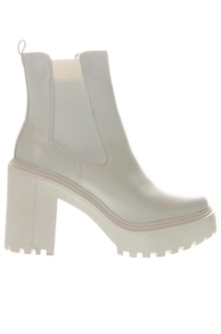Дамски боти Madden Girl, Размер 41, Цвят Бял, Цена 112,48 €