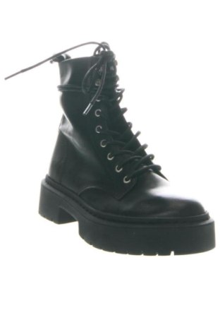 Dámské poltopánky Steve Madden, Veľkosť 36, Farba Čierna, Cena  163,95 €