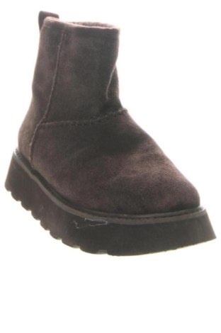 Damen Stiefeletten Stradivarius, Größe 36, Farbe Braun, Preis € 51,60