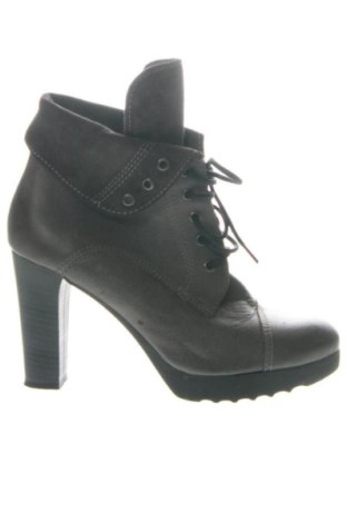 Дамски боти Unbranded, Размер 39, Цвят Сив, Цена 51,60 €