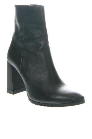 Γυναικεία μποτάκια Unbranded, Μέγεθος 39, Χρώμα Μαύρο, Τιμή 52,00 €