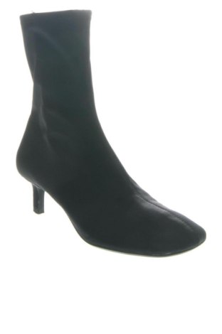 Γυναικεία μποτάκια Zara, Μέγεθος 37, Χρώμα Μαύρο, Τιμή 38,94 €