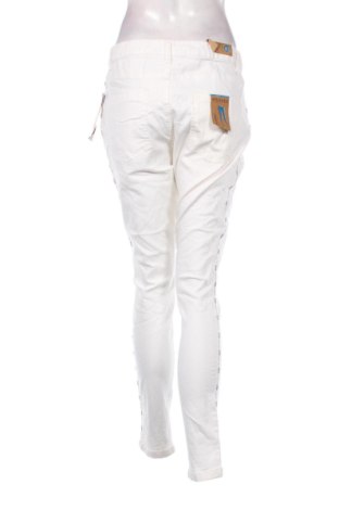 Dámske džínsy  Beloved, Veľkosť XL, Farba Biela, Cena  25,95 €