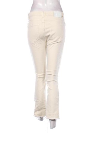 Dámské džíny  Bershka, Velikost S, Barva Krémová, Cena  389,00 Kč