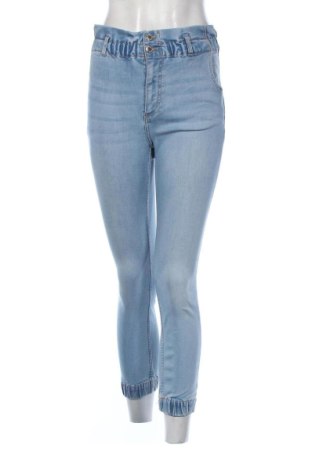 Дамски дънки Bershka, Размер S, Цвят Син, Цена 14,74 €