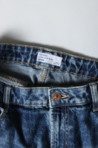 Dámské džíny  Bershka, Velikost L, Barva Modrá, Cena  439,00 Kč