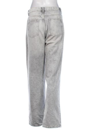 Γυναικείο Τζίν Bershka, Μέγεθος L, Χρώμα Γκρί, Τιμή 17,99 €