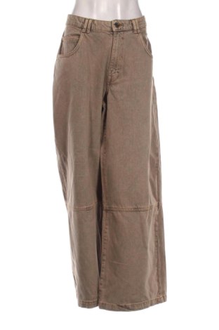 Dámské džíny  Bershka, Velikost XL, Barva Hnědá, Cena  425,00 Kč