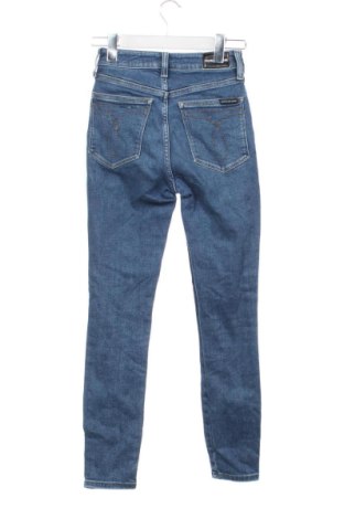 Дамски дънки Calvin Klein Jeans, Размер XS, Цвят Многоцветен, Цена 35,27 €