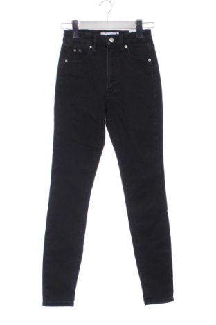 Дамски дънки Calvin Klein Jeans, Размер XXS, Цвят Сив, Цена 30,16 €, #135848402
