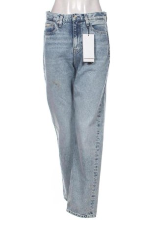 Дамски дънки Calvin Klein Jeans, Размер M, Цвят Син, Цена 86,91 €