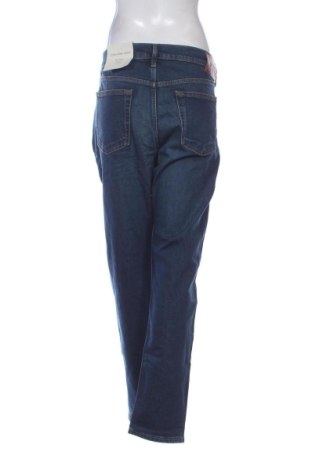 Дамски дънки Calvin Klein Jeans, Размер XL, Цвят Син, Цена 85,89 €