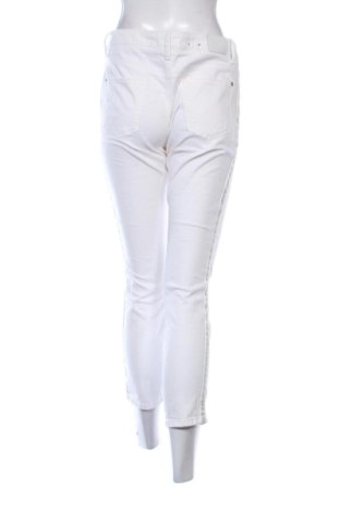 Dámske džínsy  Cambio, Veľkosť L, Farba Biela, Cena  38,26 €