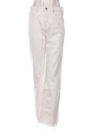 Γυναικείο Τζίν Clockhouse, Μέγεθος M, Χρώμα Λευκό, Τιμή 14,82 €